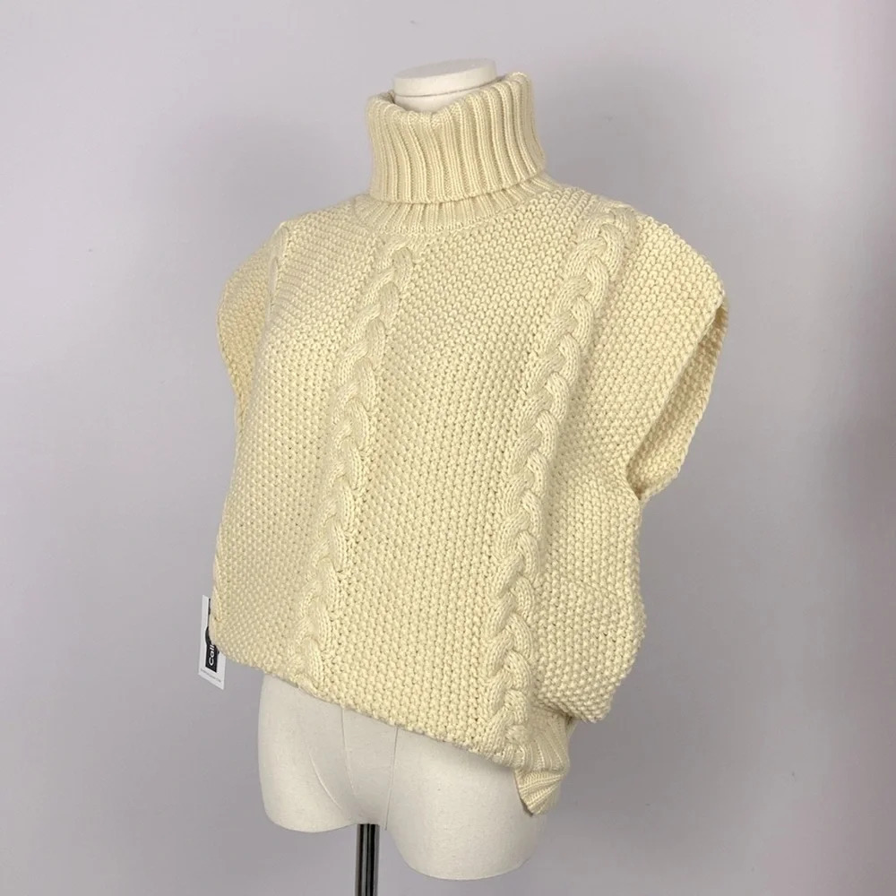 Callahan Knitwear Cream Turtleneck Sweater size Medium New - Picture 8 of 9